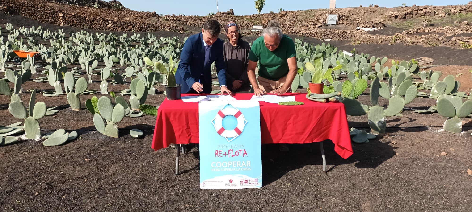 GMR Canarias y la Cooperativa Reflota de Lanzarote firman un convenio para la mejora de la capacidad comercial de la entidad