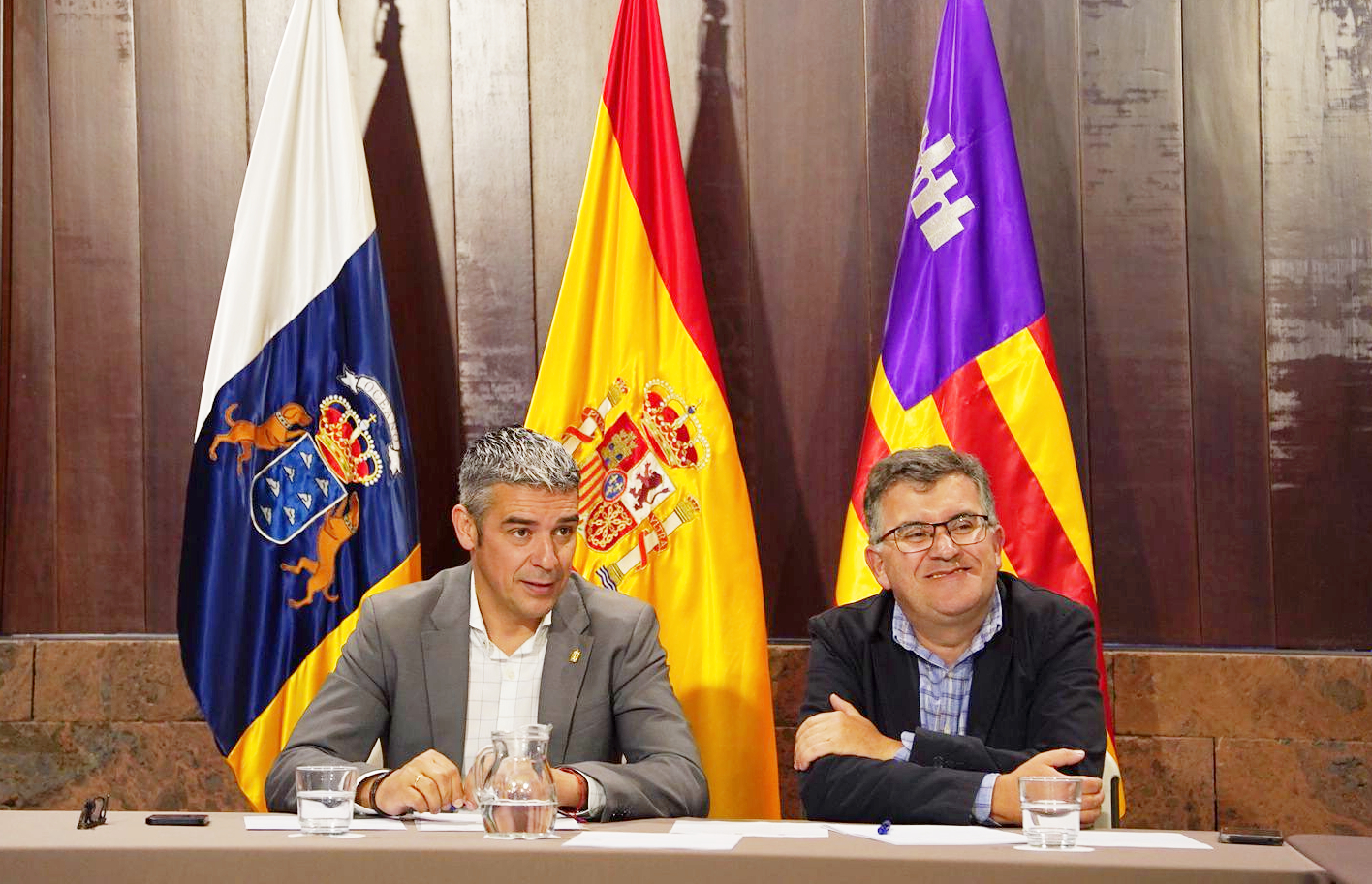 Canarias y Baleares hacen un frente común para la defensa de las especificidades de su sector primario ante el Estado y la UE