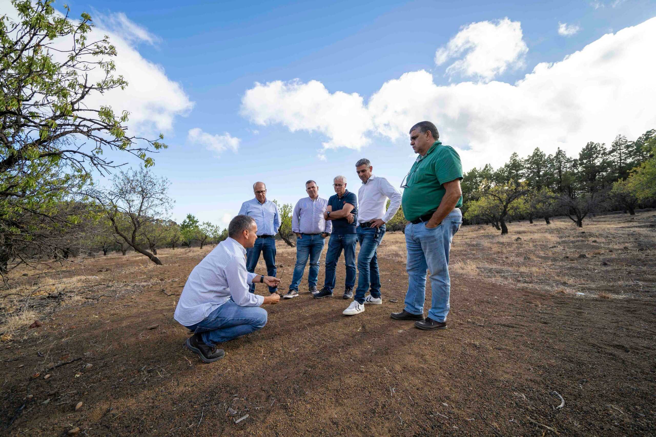 Gobierno de Canarias y productores promoverán la recuperación de higueras y almendros en El Hierro a través de un proyecto de valorización