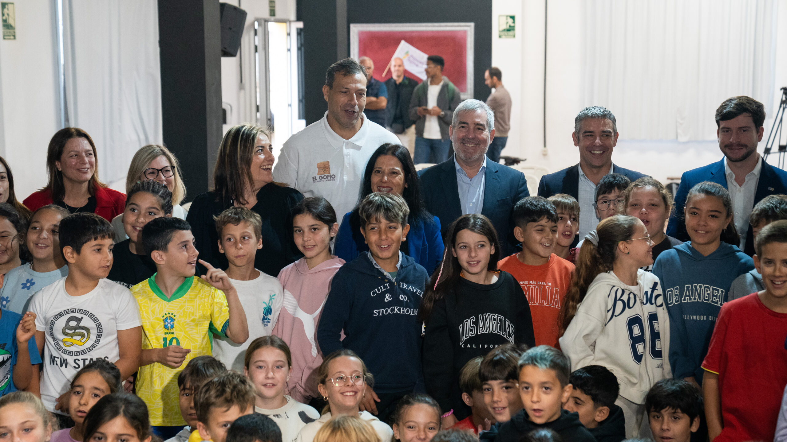 Un millar de estudiantes descubre los beneficios nutricionales del gofio gracias al proyecto ‘Desayuno olímpico’